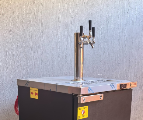 Dispensador de cerveza S3 – 3 servicios Torre dispensador de cerveza 3 servicios (modelo S3)