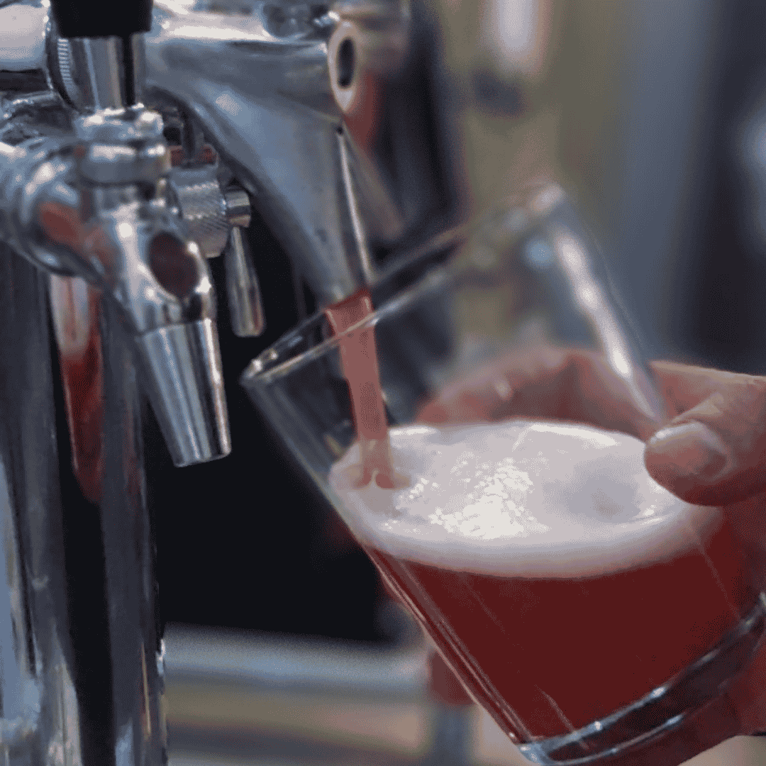 Kombucha servida desde grifo con sistema ON TAP The Best Dispensing